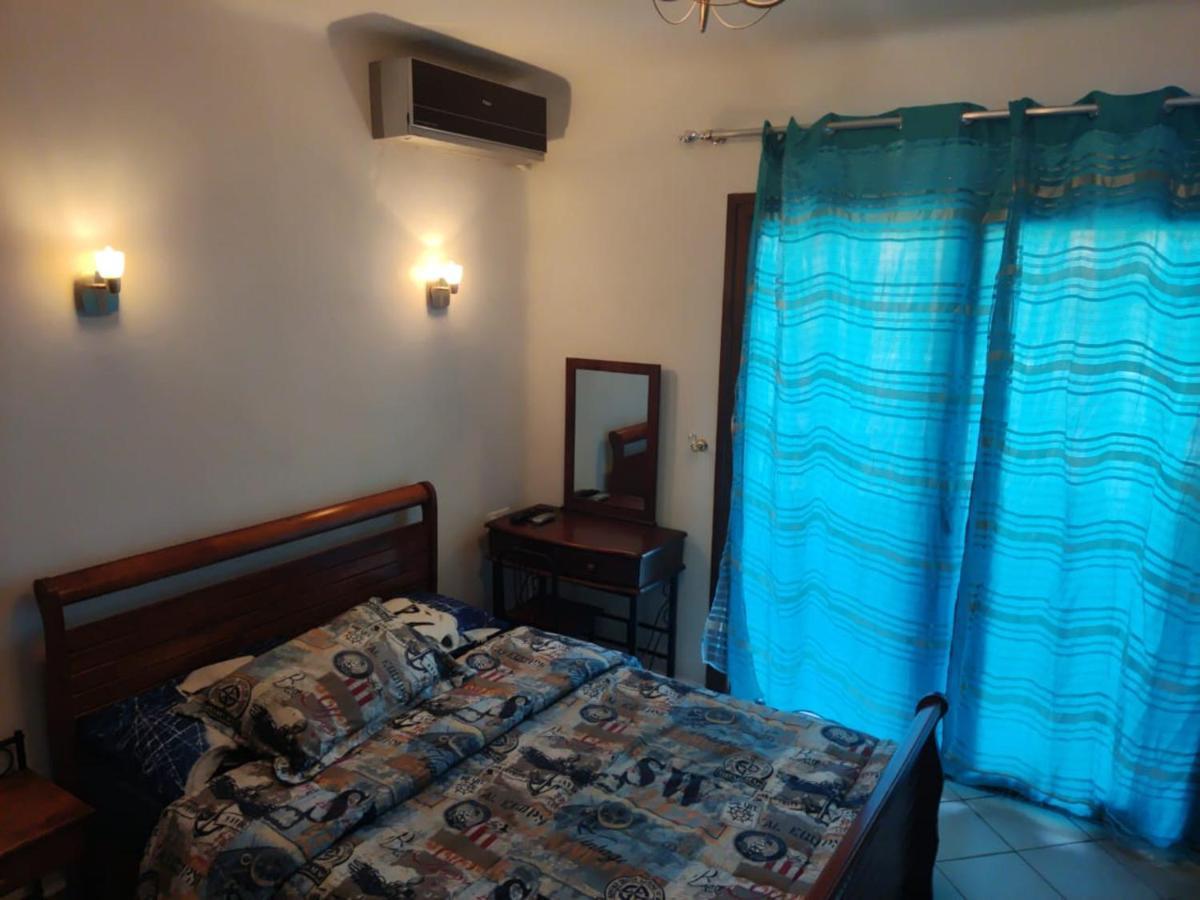 Studio Avec Piscine Et Wifi A Cabonegro Cabo Negro Exterior photo